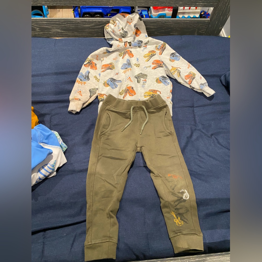 Dino Outfit